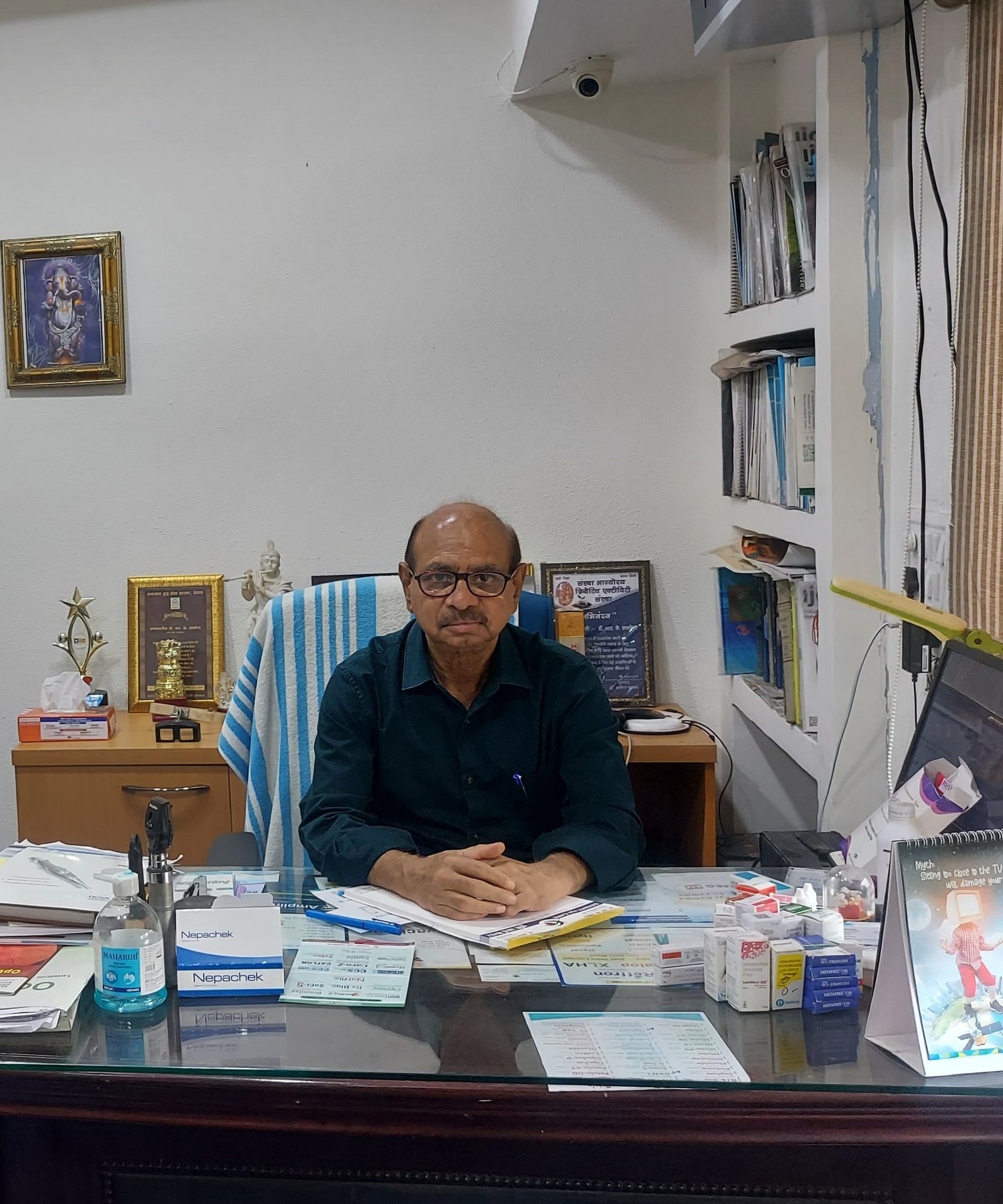 Dr. R. K. Saxena - Senior Eye Surgeon